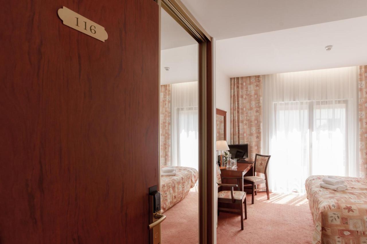 Regina Hotel 3*