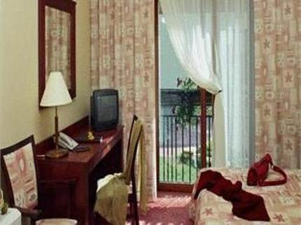 Regina Hotel