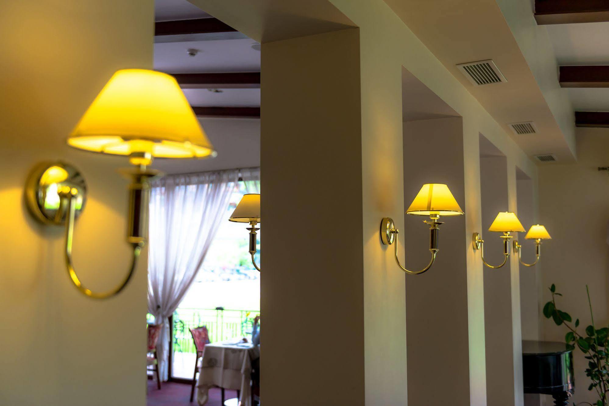 Regina Hotel 3*